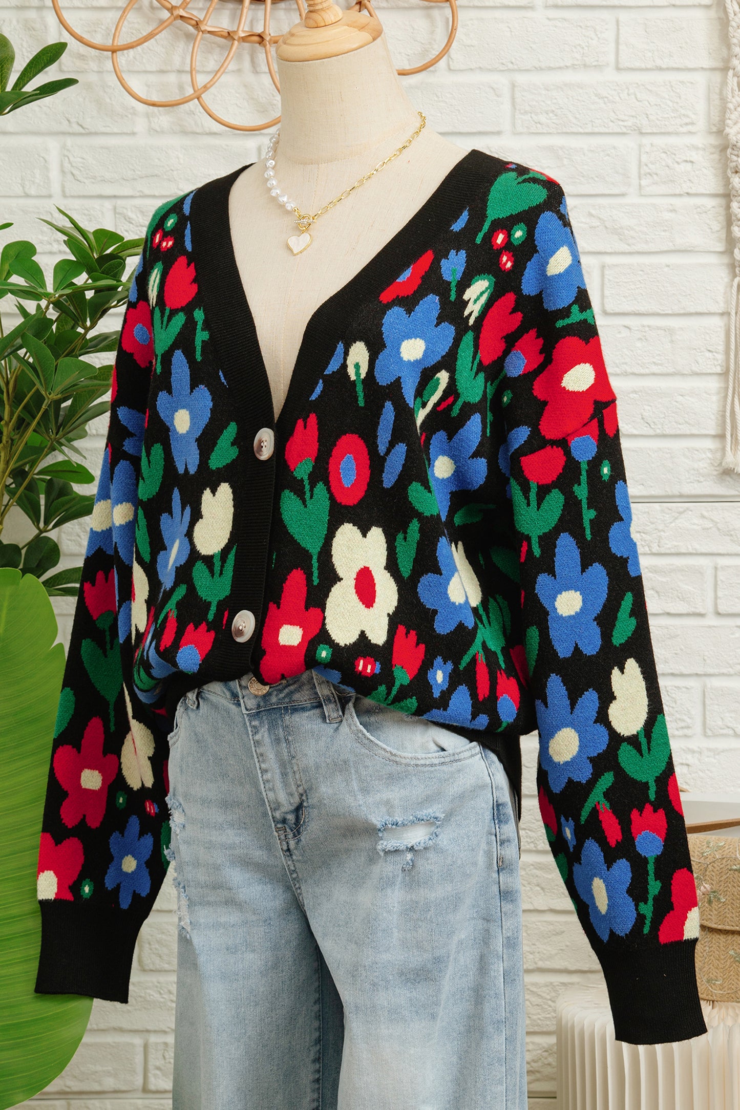 Black Floral Print V Neck Buttoned Short Cardigan Sweater
